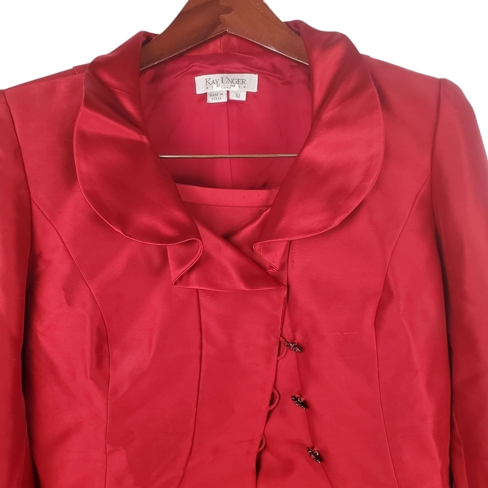 Vntg 90s Kay Unger Red Silk Suit. Cropped Jacket and Skirt. Size 10. #219 - Picture 2 of 16